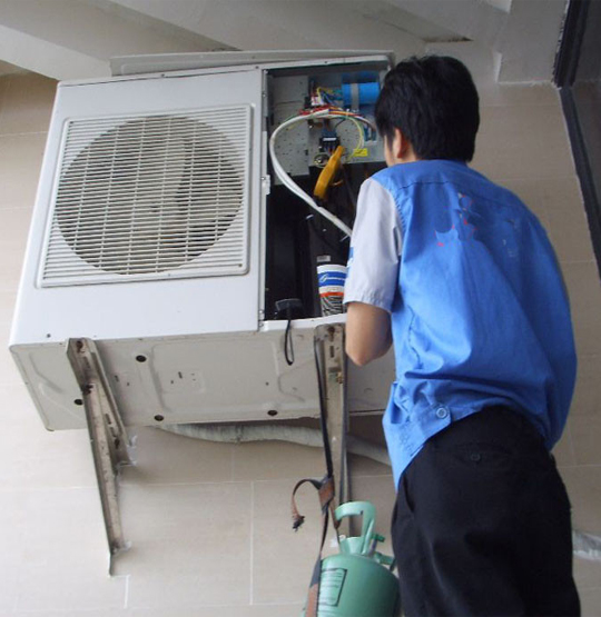 昂仁空调开机无反应维修